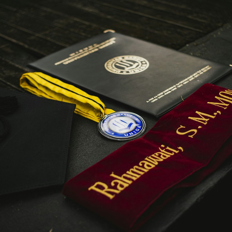 Diplomas